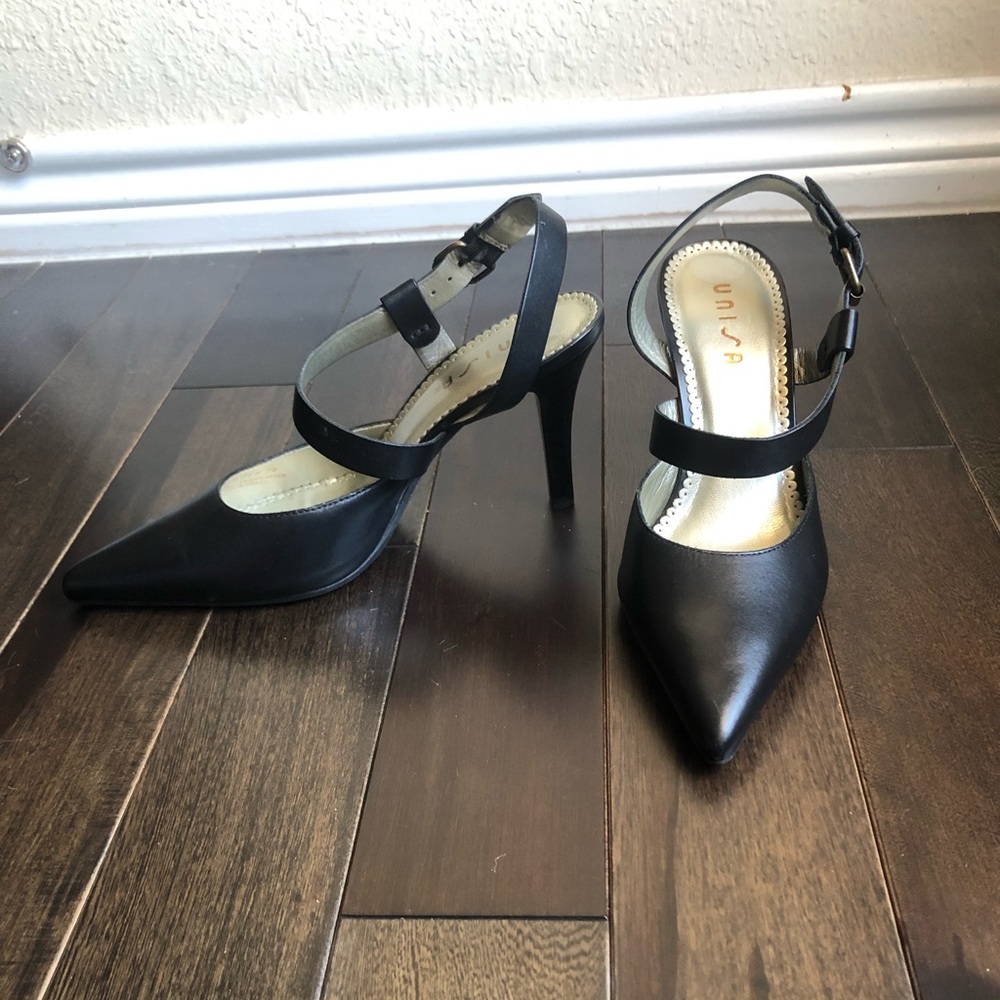 Unisa Kitten Heels